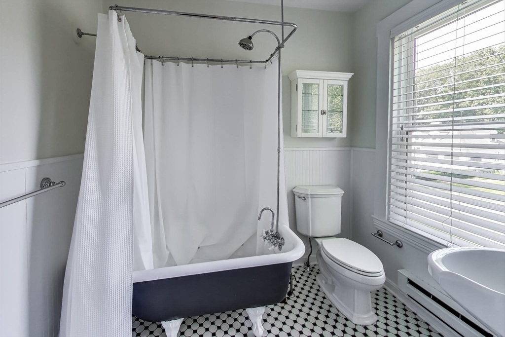 2 Elm Street Wellesley, MA 02481 - Photo 15 of 40