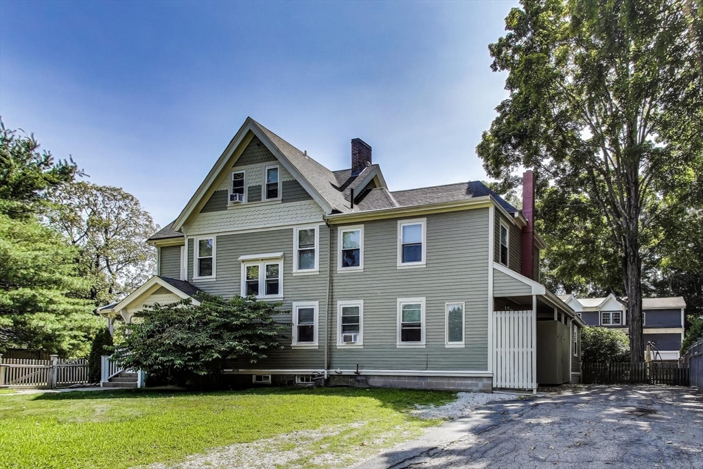 2 Elm Street Wellesley, MA 02481 - Photo 2 of 40