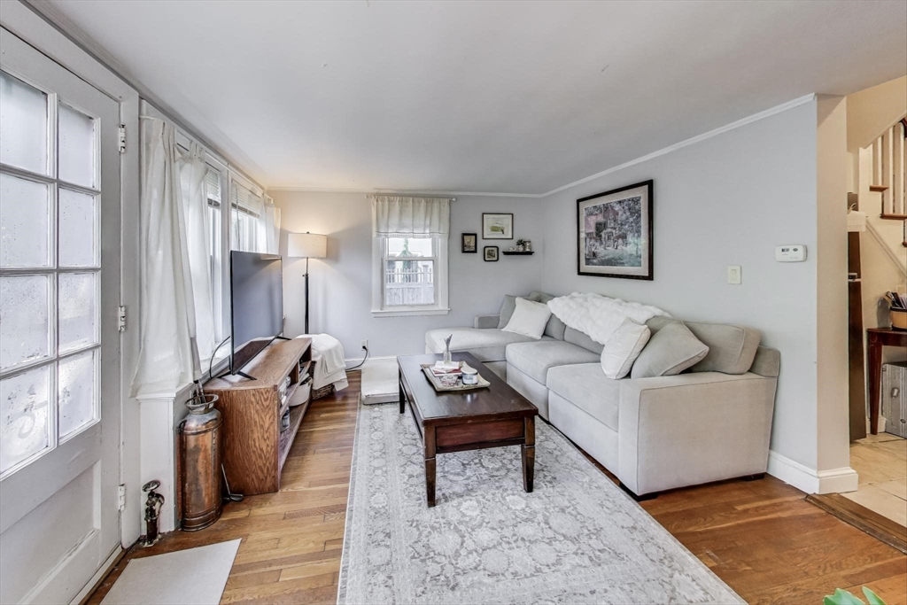 2 Elm Street Wellesley, MA 02481 - Photo 26 of 40