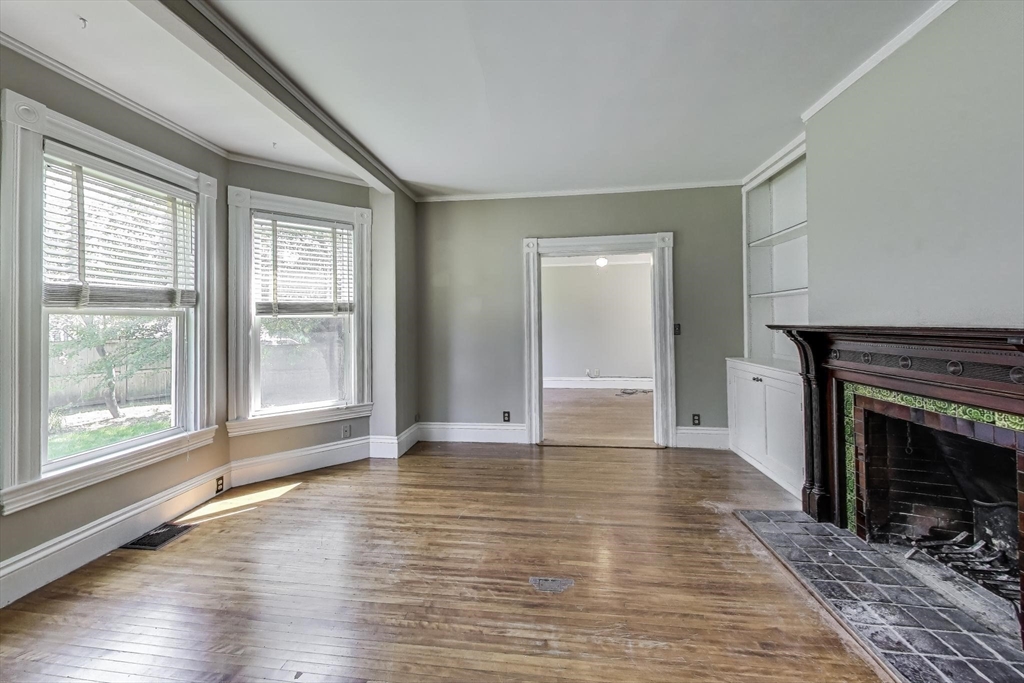 2 Elm Street Wellesley, MA 02481 - Photo 9 of 40
