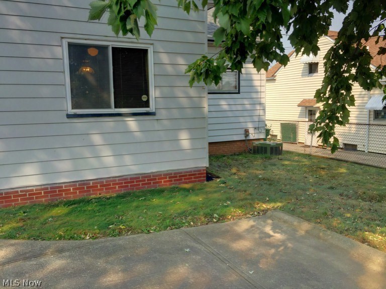 15408 Wingate Road Maple Heights, OH 44137 - Photo 27 of 33