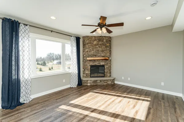 $599,900 | 330 5th Street Southeast, Oronoco, MN 55960