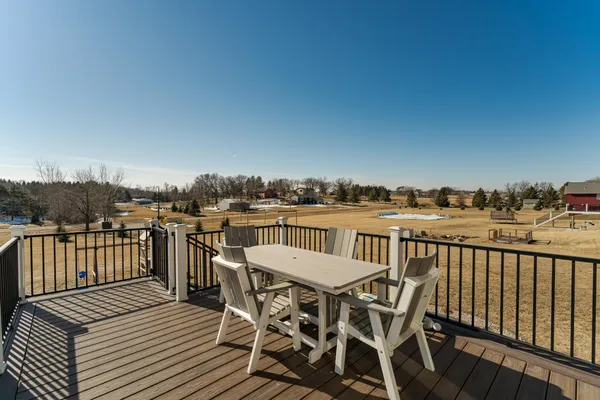 $599,900 | 330 5th Street Southeast, Oronoco, MN 55960