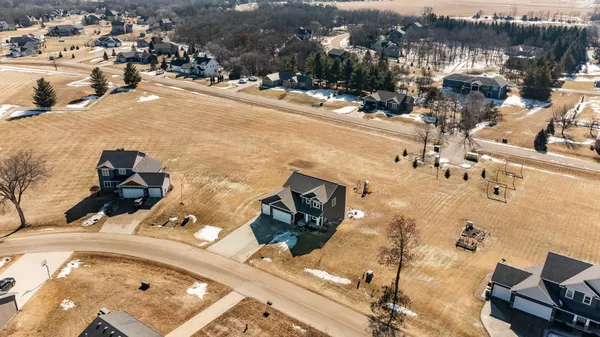 $599,900 | 330 5th Street Southeast, Oronoco, MN 55960