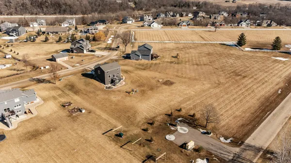 $599,900 | 330 5th Street Southeast, Oronoco, MN 55960