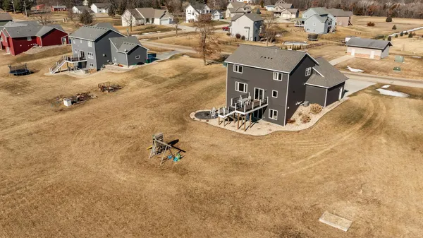 $599,900 | 330 5th Street Southeast, Oronoco, MN 55960