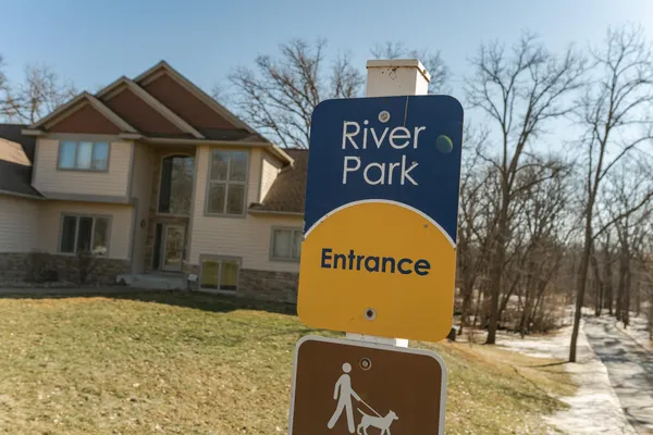 $599,900 | 330 5th Street Southeast, Oronoco, MN 55960