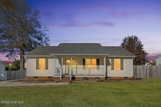 $334,900 | 132 Yellow Stone Lane, Smithfield, NC 27577