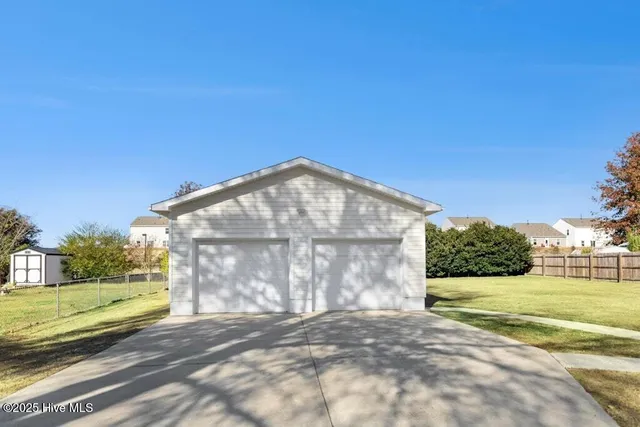 $334,900 | 132 Yellow Stone Lane, Smithfield, NC 27577