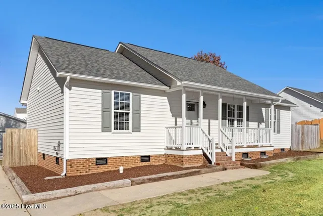 $334,900 | 132 Yellow Stone Lane, Smithfield, NC 27577