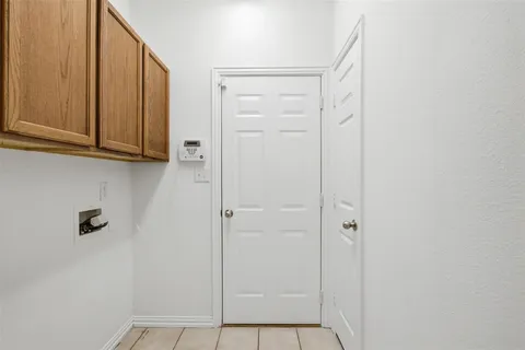 $340,000 | 519 Mattie Lane, Lake Dallas, TX 75065