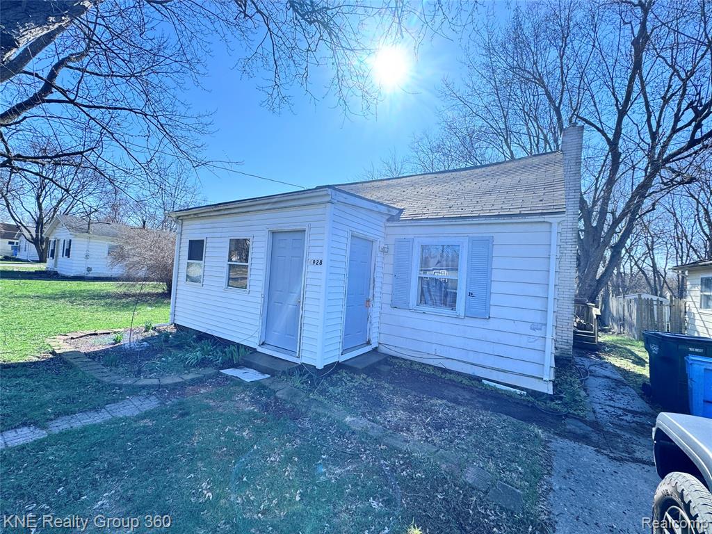 4928 Hughes Road Lansing, MI 48910 - Photo 31 of 35