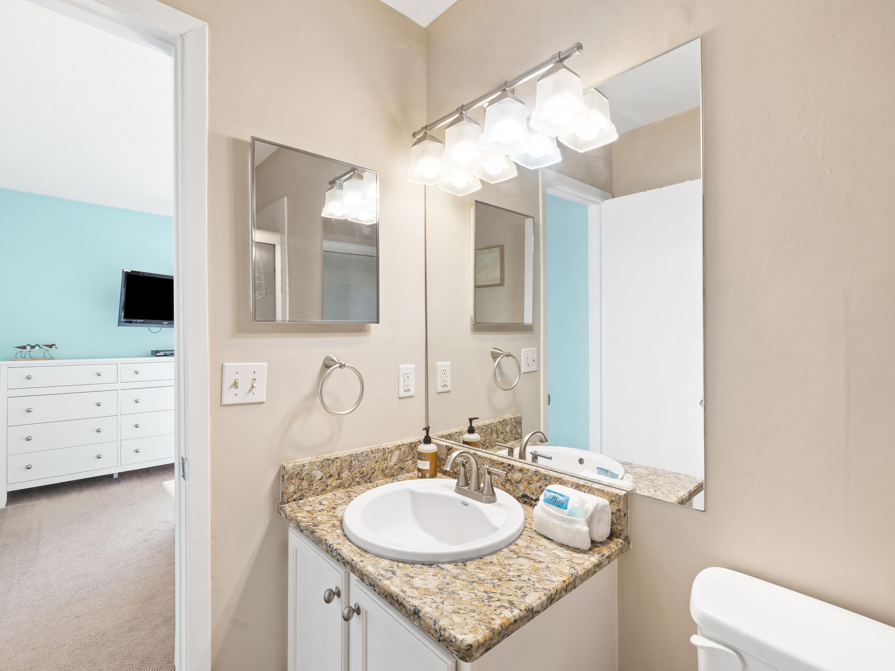 207 Beachfront Trail, Unit 4 Santa Rosa Beach, FL 32459 - Photo 27 of 46 Master Bath