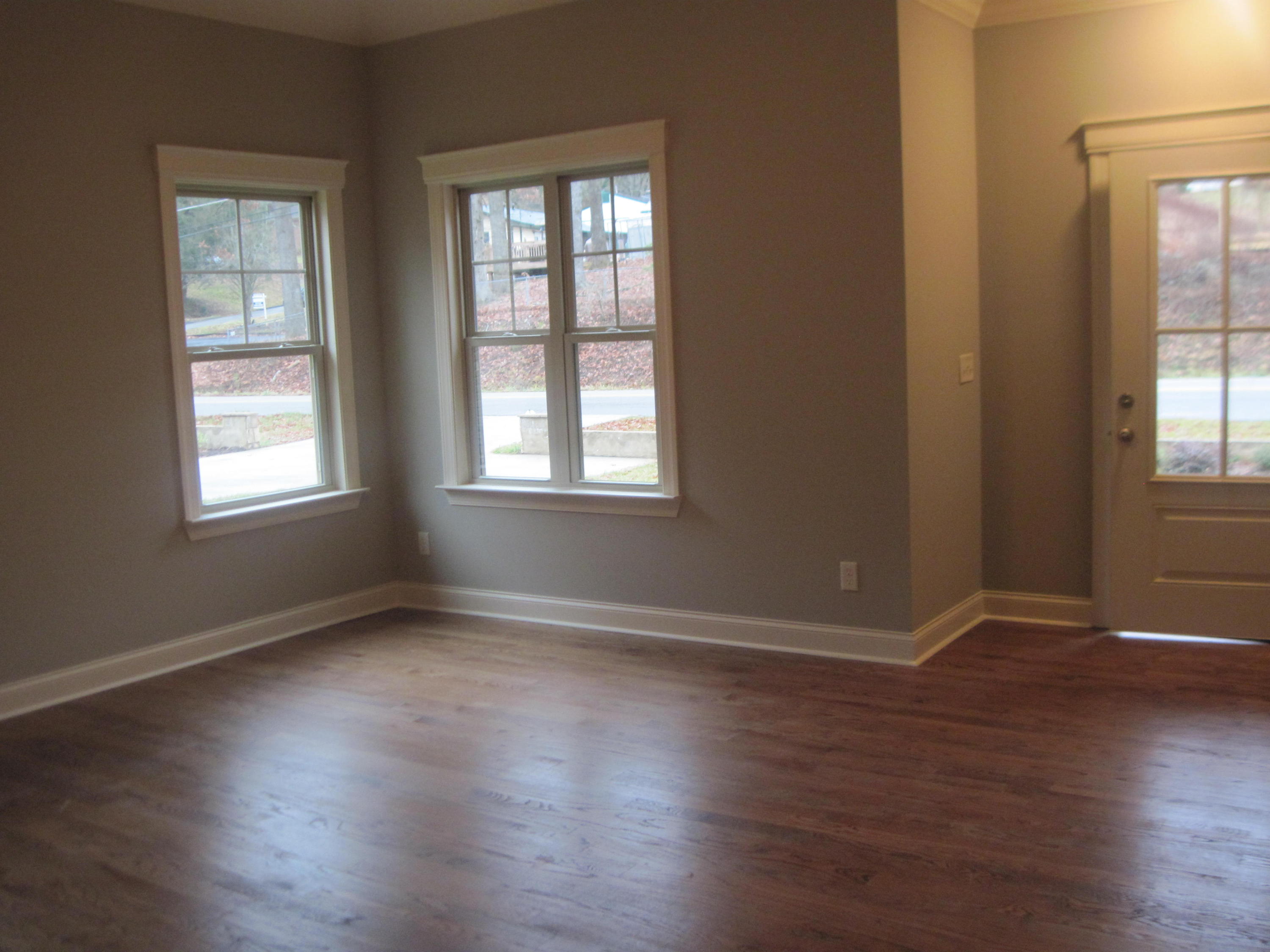 1264 Gunbarrel Road Chattanooga, TN 37421 - Photo 9 of 23 2012-11-29 1264 Gunbarrel Rd 003