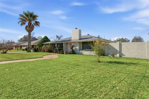 $239,000 | 2100 Winnie Street, Lake Charles, LA 70601