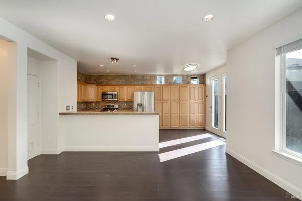 $809,000 | 8843 Oakfield Lane, Windsor, CA 95492