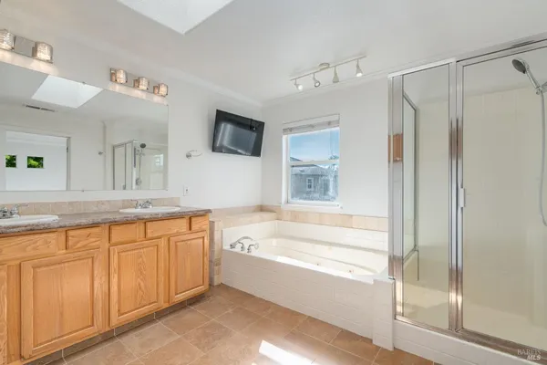 $809,000 | 8843 Oakfield Lane, Windsor, CA 95492