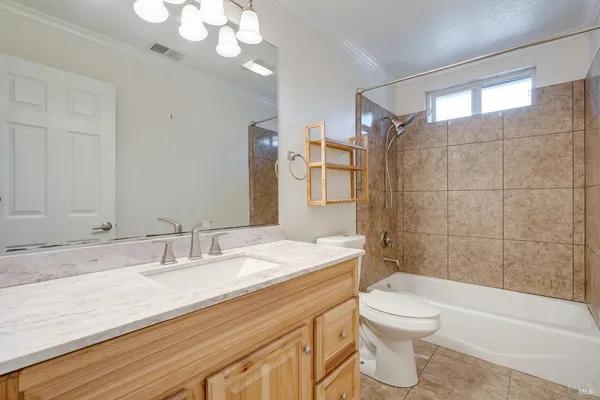 $809,000 | 8843 Oakfield Lane, Windsor, CA 95492