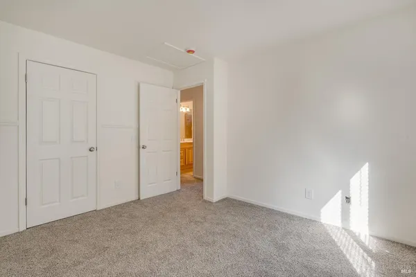 $809,000 | 8843 Oakfield Lane, Windsor, CA 95492