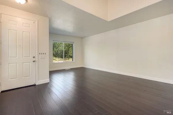 $809,000 | 8843 Oakfield Lane, Windsor, CA 95492