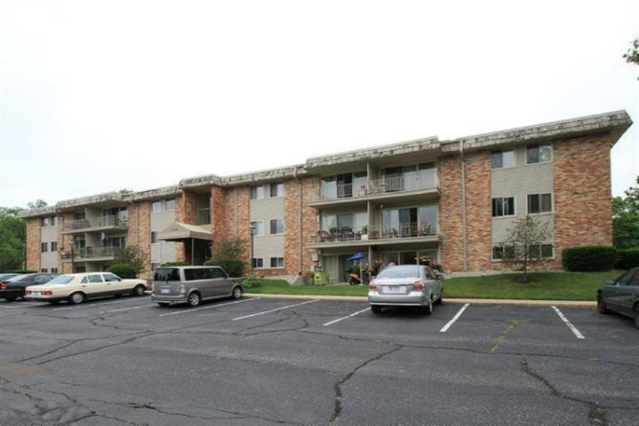 734 West Kilgore Road, Unit 207 Kalamazoo, MI 49008 - Photo 1 of 2 Condo Frnt