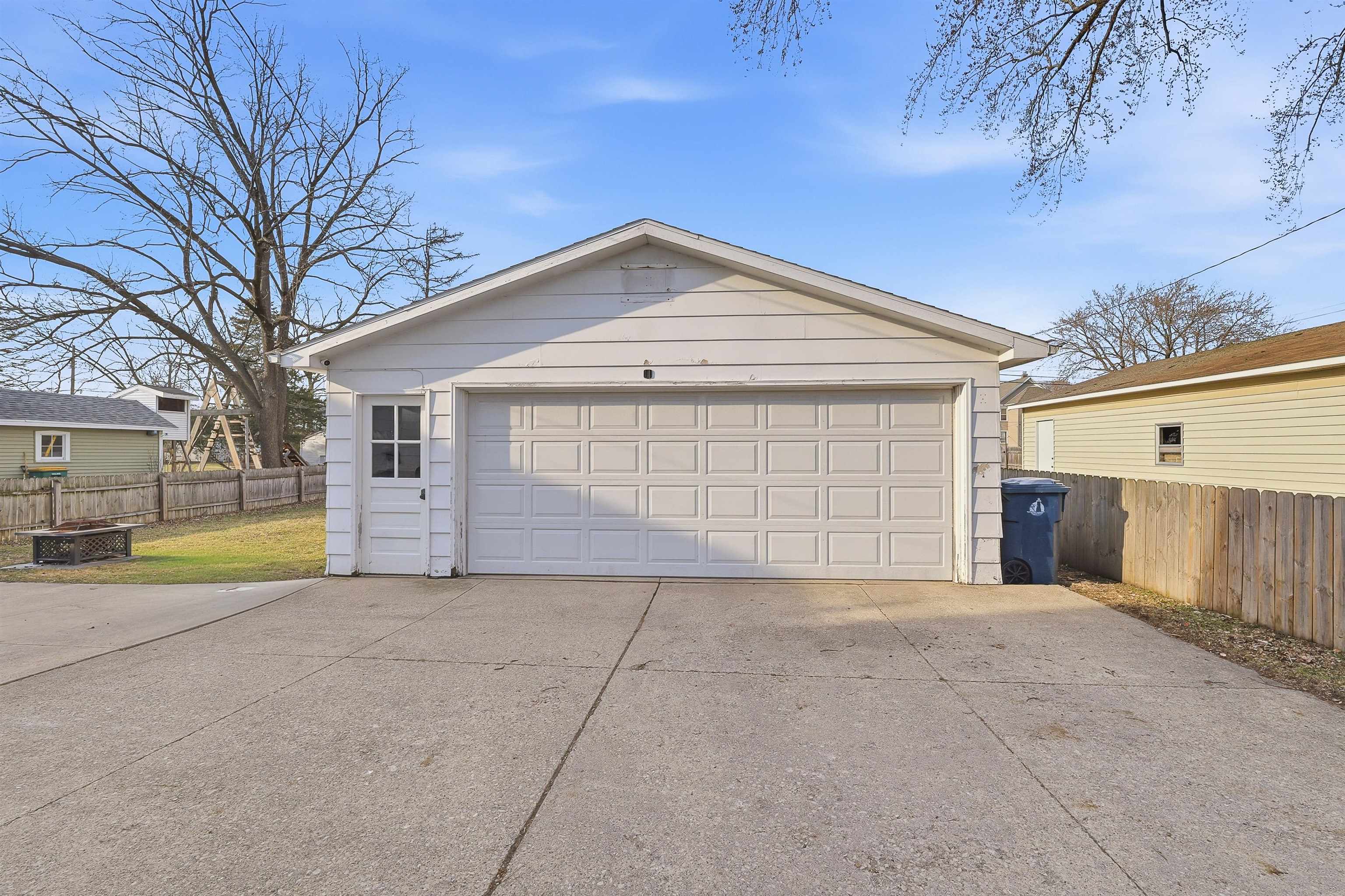 253 4th Street Fond du Lac, WI 54935 - Photo 19 of 31
