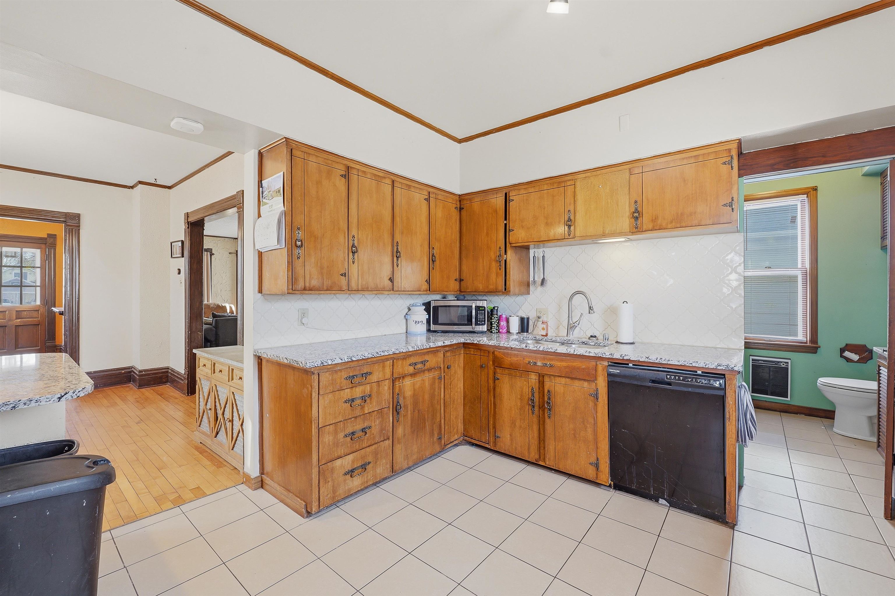 253 4th Street Fond du Lac, WI 54935 - Photo 8 of 31