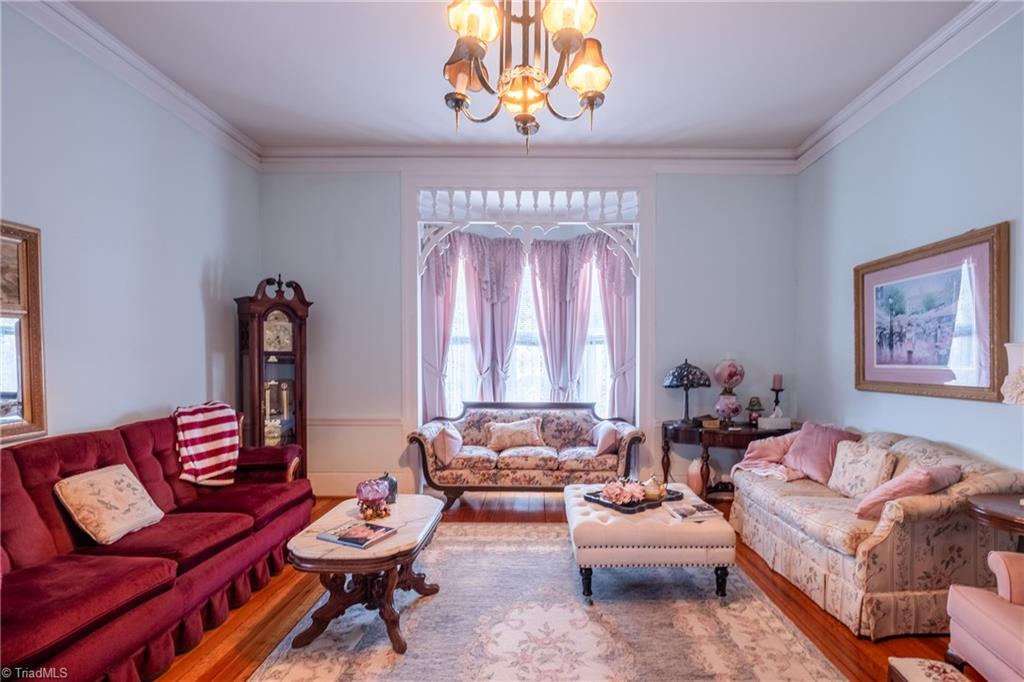 519 Maple Street Mount Airy, NC 27030 - Photo 11 of 50