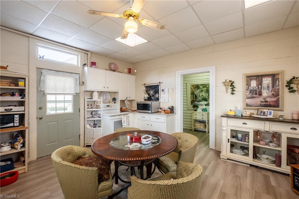 519 Maple Street Mount Airy, NC 27030 - Photo 15 of 50