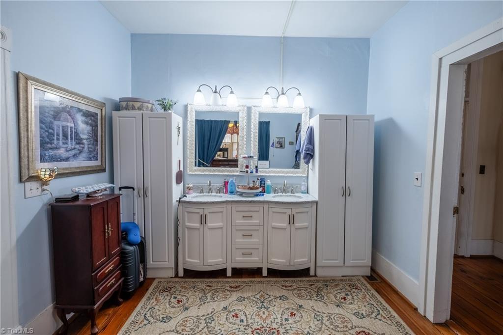 519 Maple Street Mount Airy, NC 27030 - Photo 22 of 50