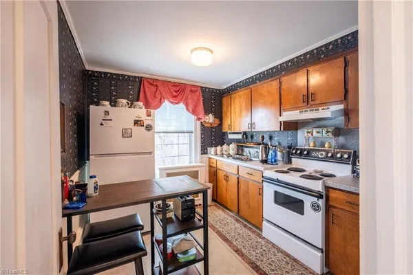 $460,000 | 519 Maple Street, Mount Airy, NC 27030