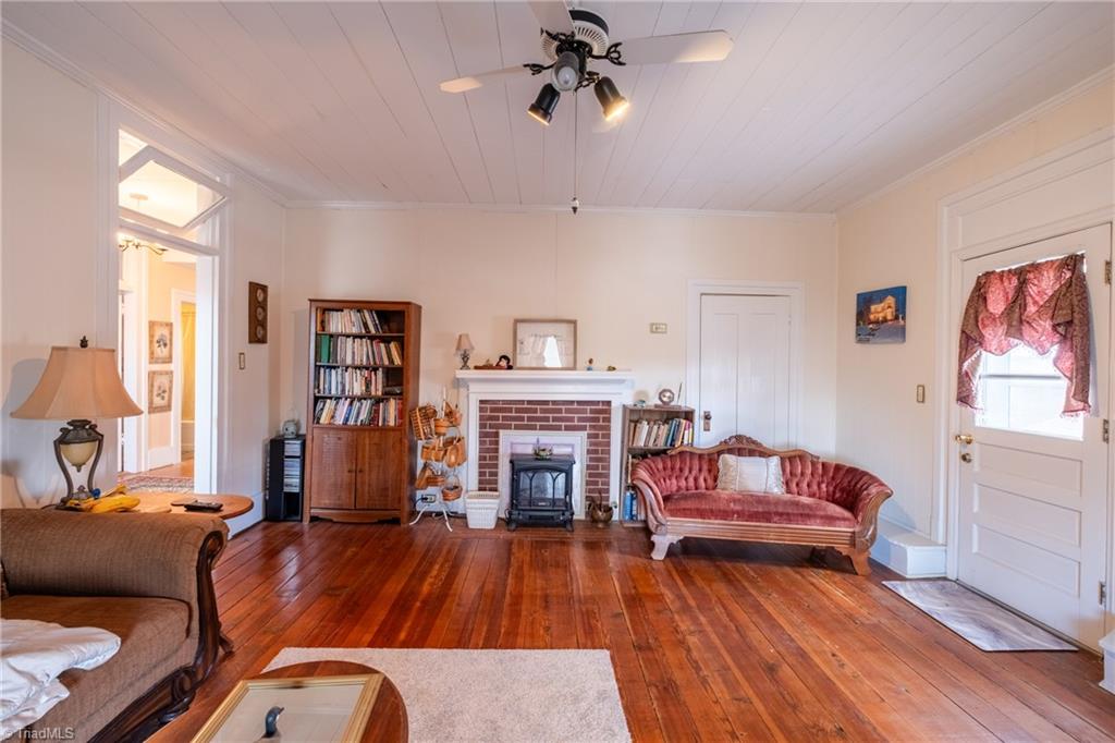 519 Maple Street Mount Airy, NC 27030 - Photo 35 of 50