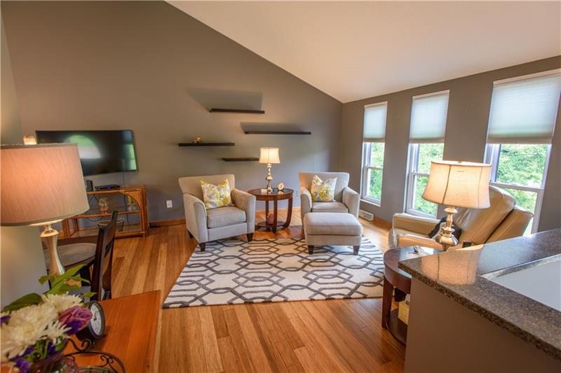 3032 Haberlein Road Gibsonia, PA 15044 - Photo 4 of 25 Gallery Image 4