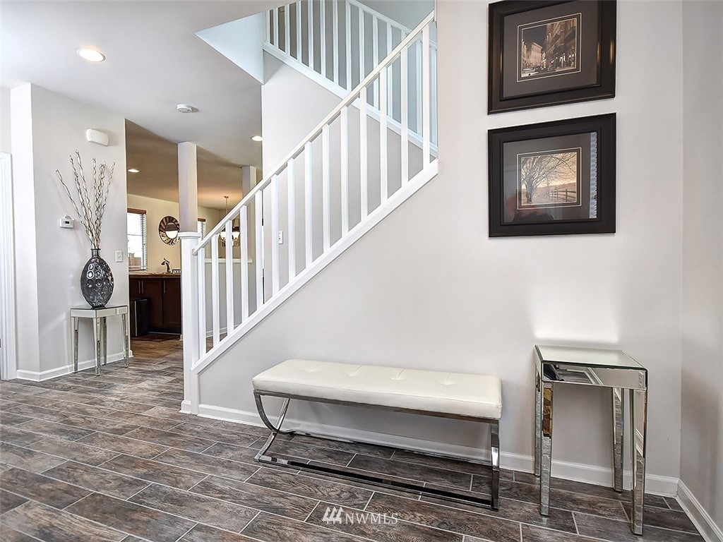 3915 178th Street Southeast Bothell, WA 98012 - Photo 2 of 22 Gallery Image 2