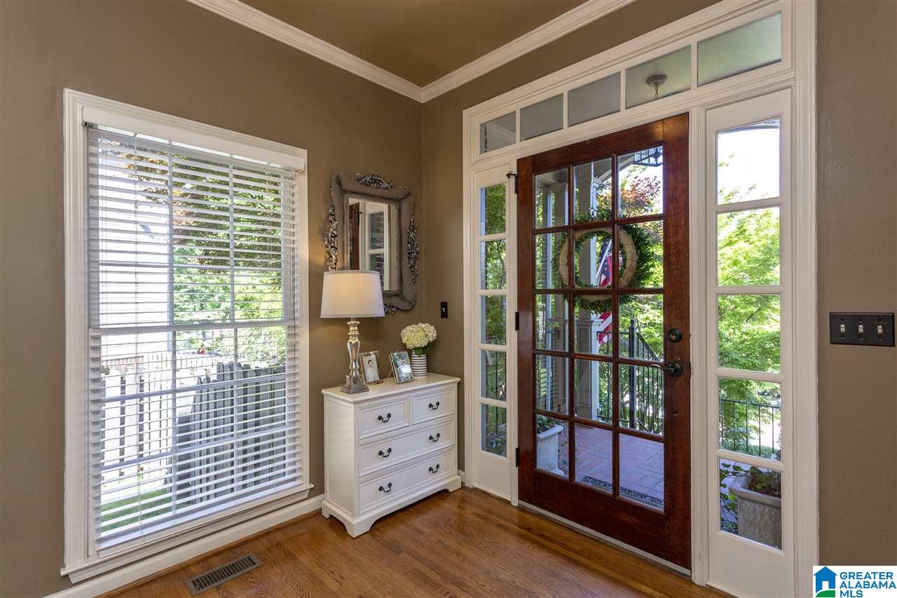 1719 Ridge Road Birmingham, AL 35209 - Photo 4 of 43 Gallery Image 4