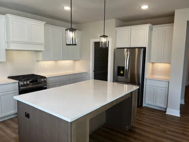 $667,169 | 1250 Mamerow Lane West, Oconomowoc, WI 53066