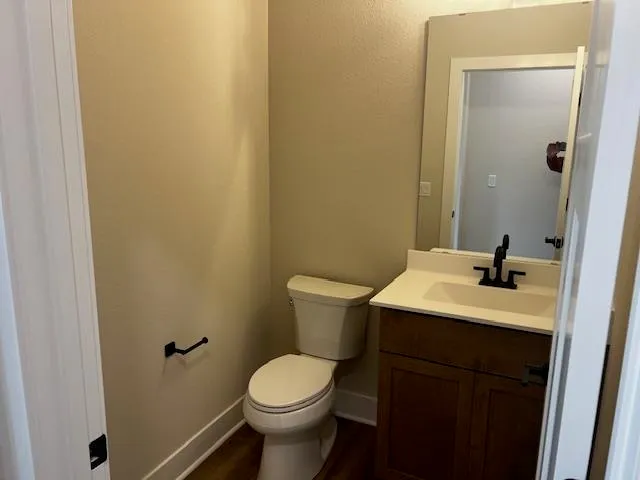 $667,169 | 1250 Mamerow Lane West, Oconomowoc, WI 53066