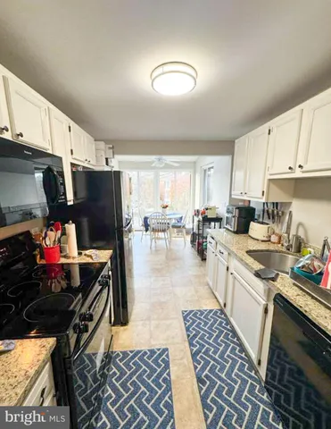 $2,650 | 18020 Chalet Drive, Unit 304, Germantown, MD 20874