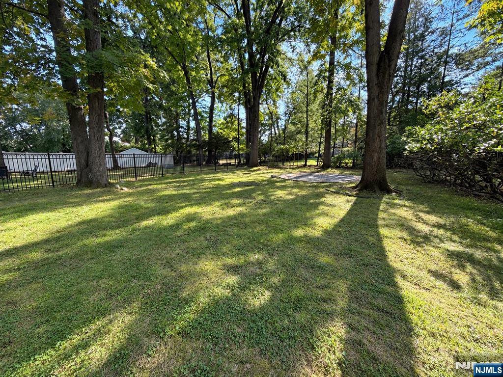 201 Davis Avenue Hackensack, NJ 07601 - Photo 15 of 23 Gallery Image 15