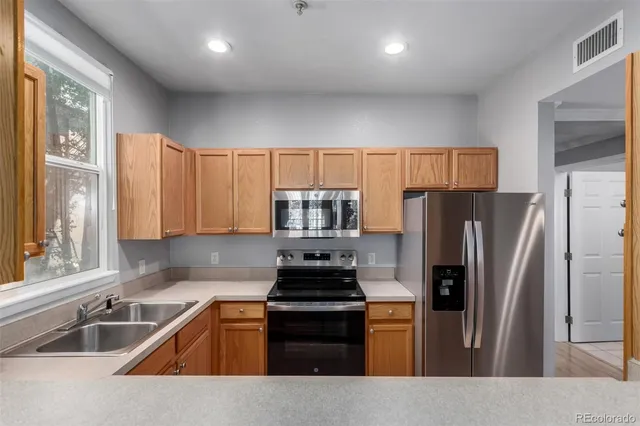 $2,200 | 1521 L Vine Street, Unit 108, Denver, CO 80206