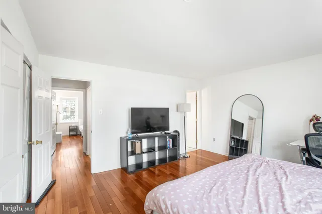 $185,000 | 788 Quince Orchard Boulevard, Unit 201, Gaithersburg, MD 20878