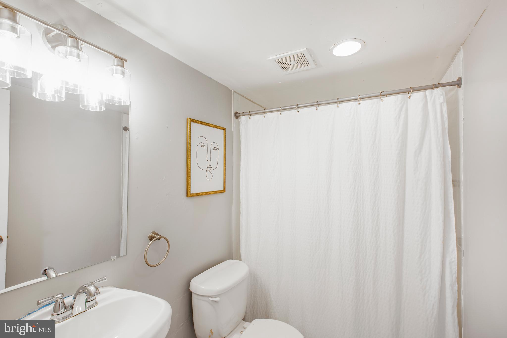 788 Quince Orchard Boulevard, Unit 201 Gaithersburg, MD 20878 - Photo 18 of 18