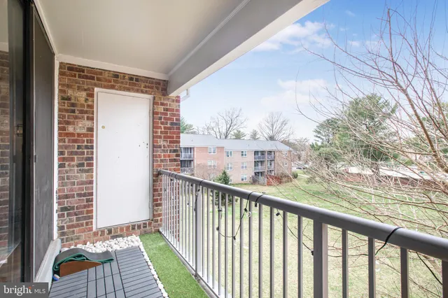 $185,000 | 788 Quince Orchard Boulevard, Unit 201, Gaithersburg, MD 20878