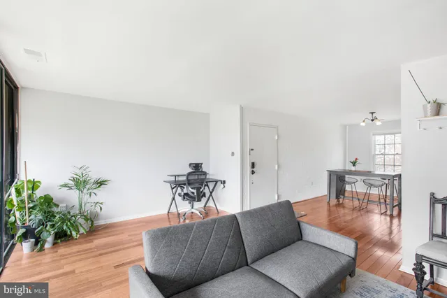 $185,000 | 788 Quince Orchard Boulevard, Unit 201, Gaithersburg, MD 20878