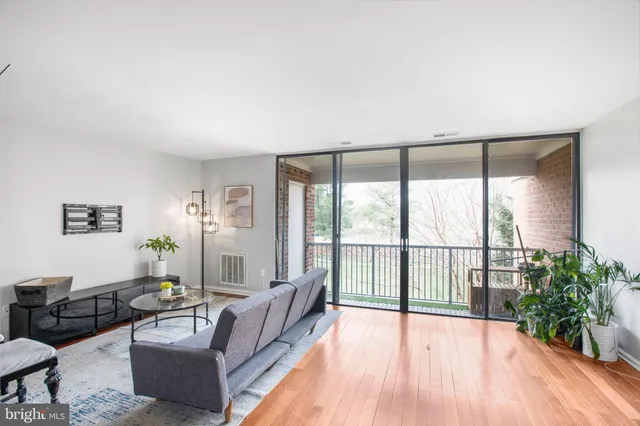 $185,000 | 788 Quince Orchard Boulevard, Unit 201, Gaithersburg, MD 20878