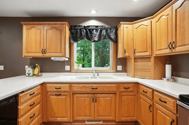 $404,500 | 93 10th Street South, Sartell, MN 56377