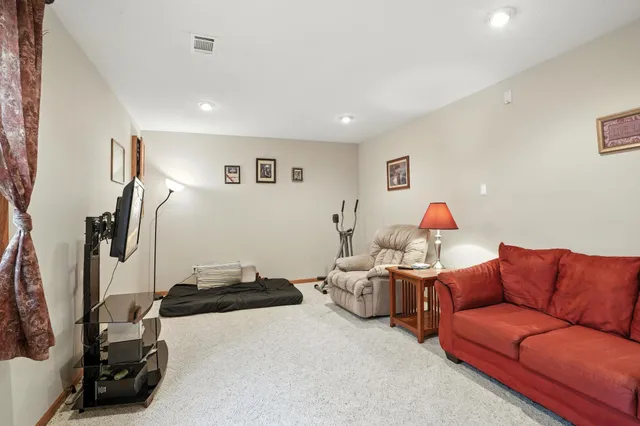 $404,500 | 93 10th Street South, Sartell, MN 56377