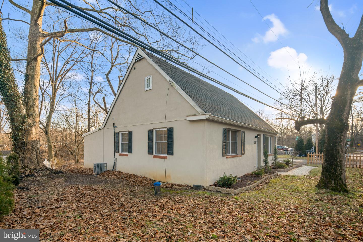 1907 Lower State Road Doylestown, PA 18901 - Photo 5 of 28