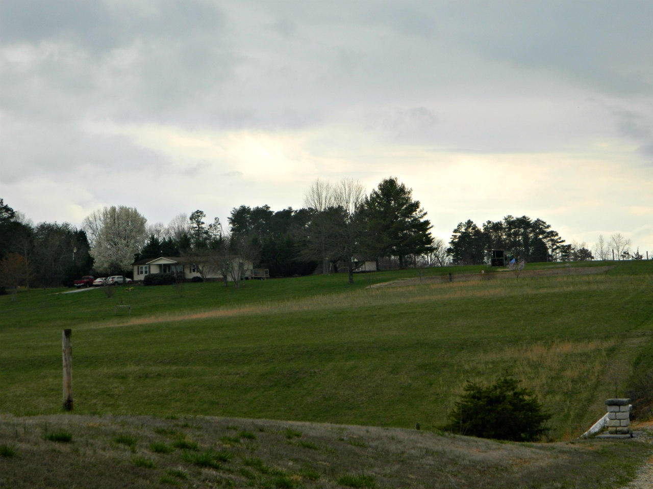 2 Slaton Farm Road Dandridge, TN 37725 - Photo 5 of 11 DSCN2861