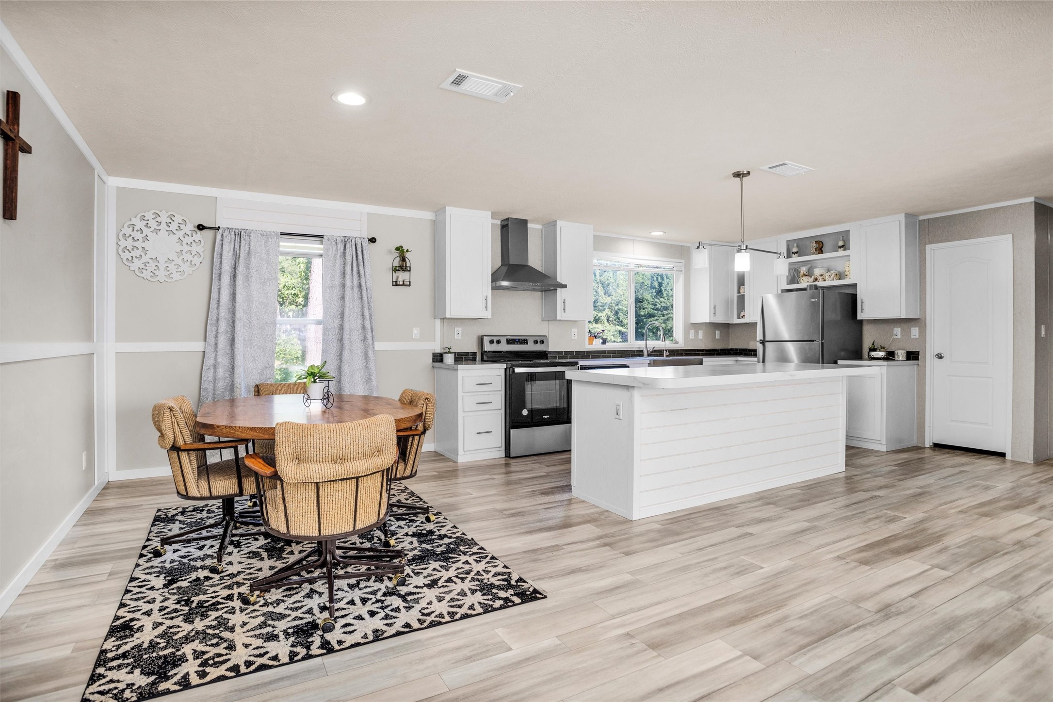 595 County Road 2218 Cleveland, TX 77327 - Photo 7 of 29